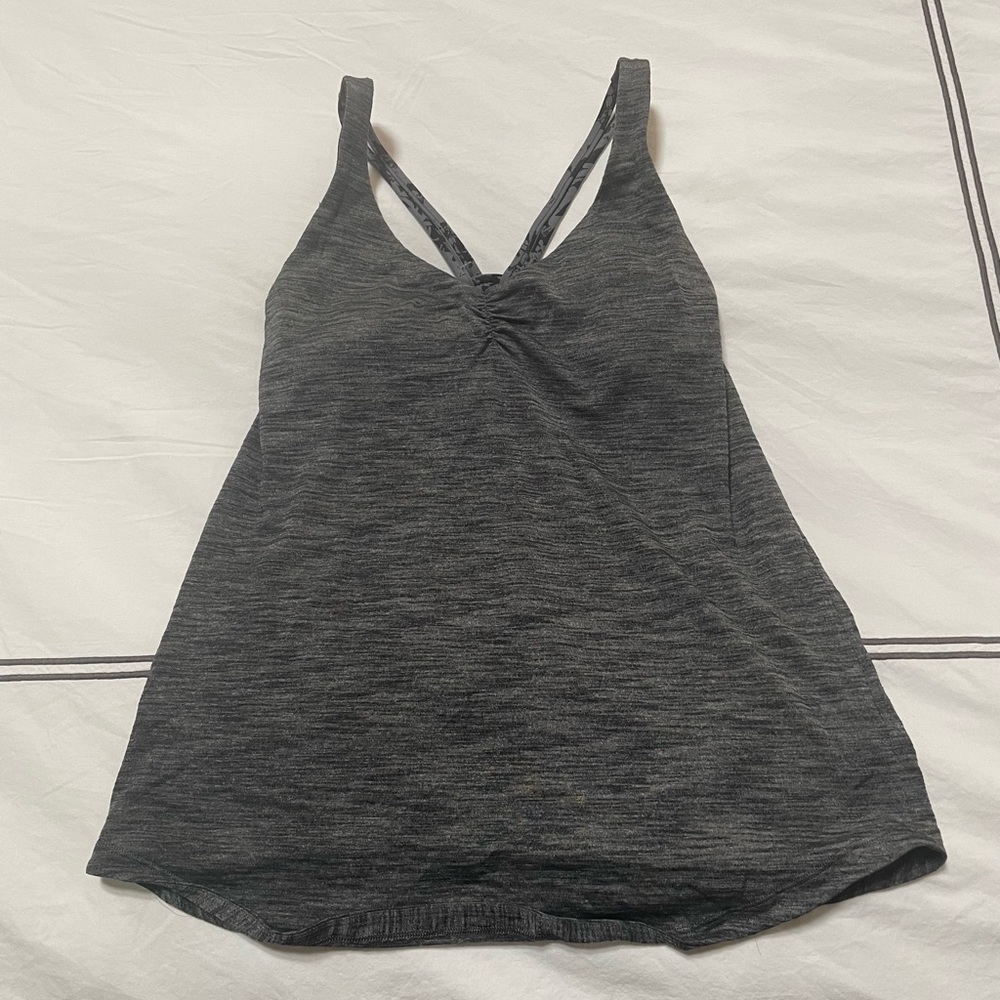 Lululemon size 4 crisscross tank